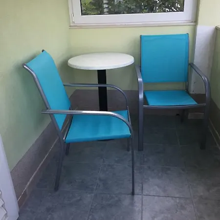 Apartmani Atila Damir Omis Exterior photo