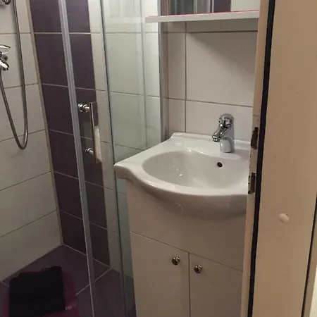 Apartmani Atila Damir Omis Exterior photo