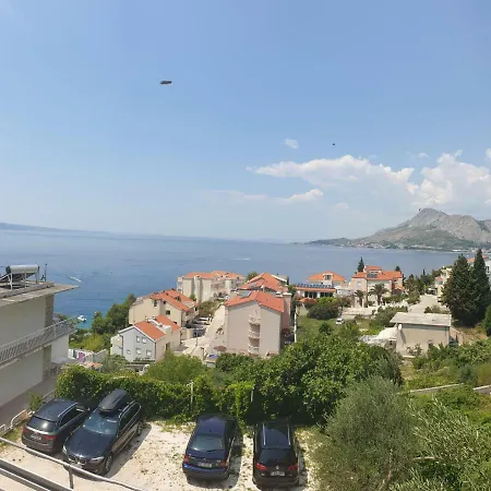 Apartmani Atila Damir Omis Exterior photo