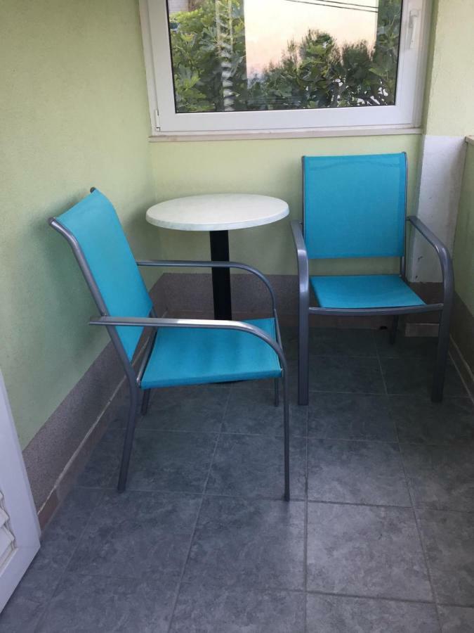 Apartment Atila Damir Omis