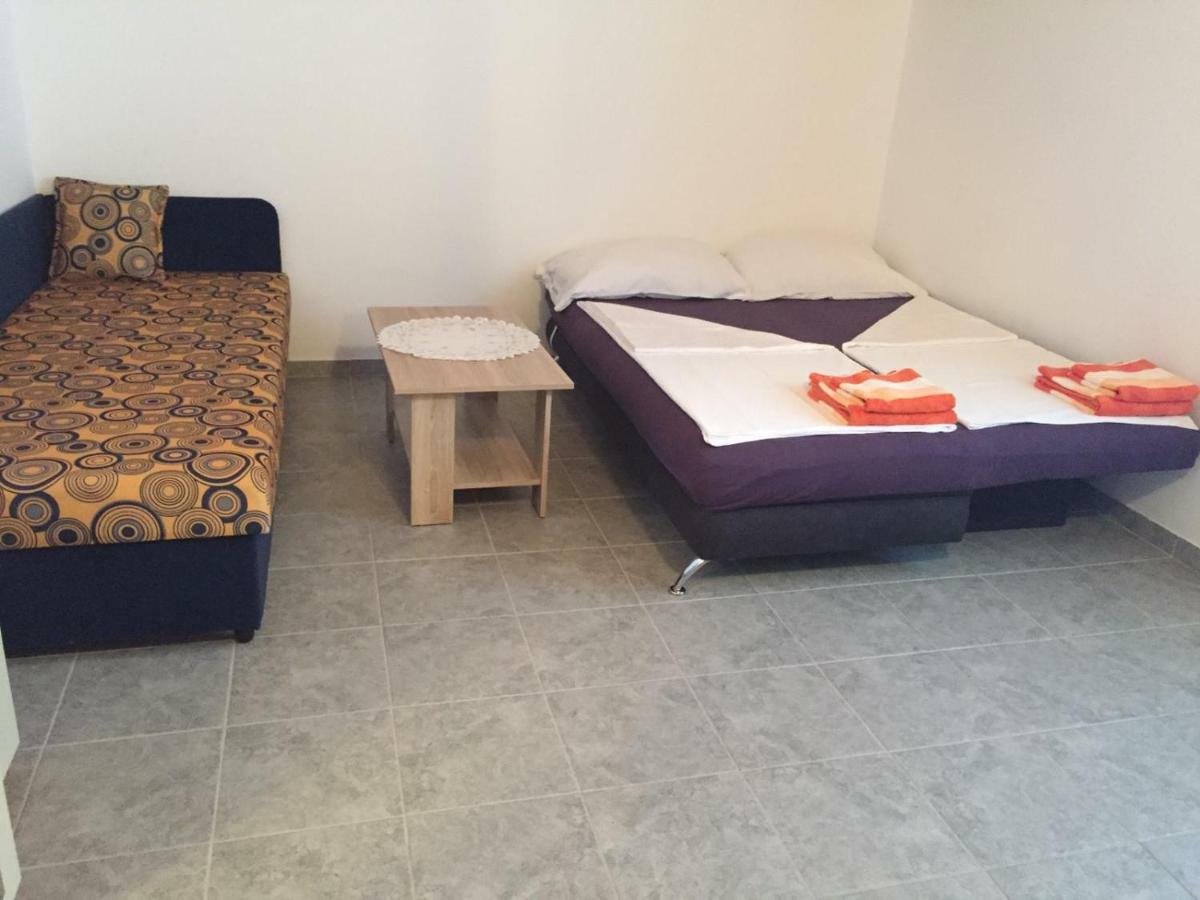 Apartment Atila Damir *